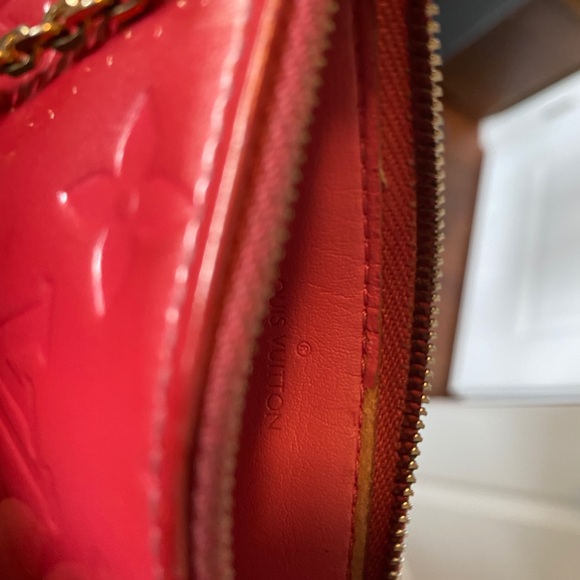 LV Vernis Key Cles in Pink - Picture 10 of 16